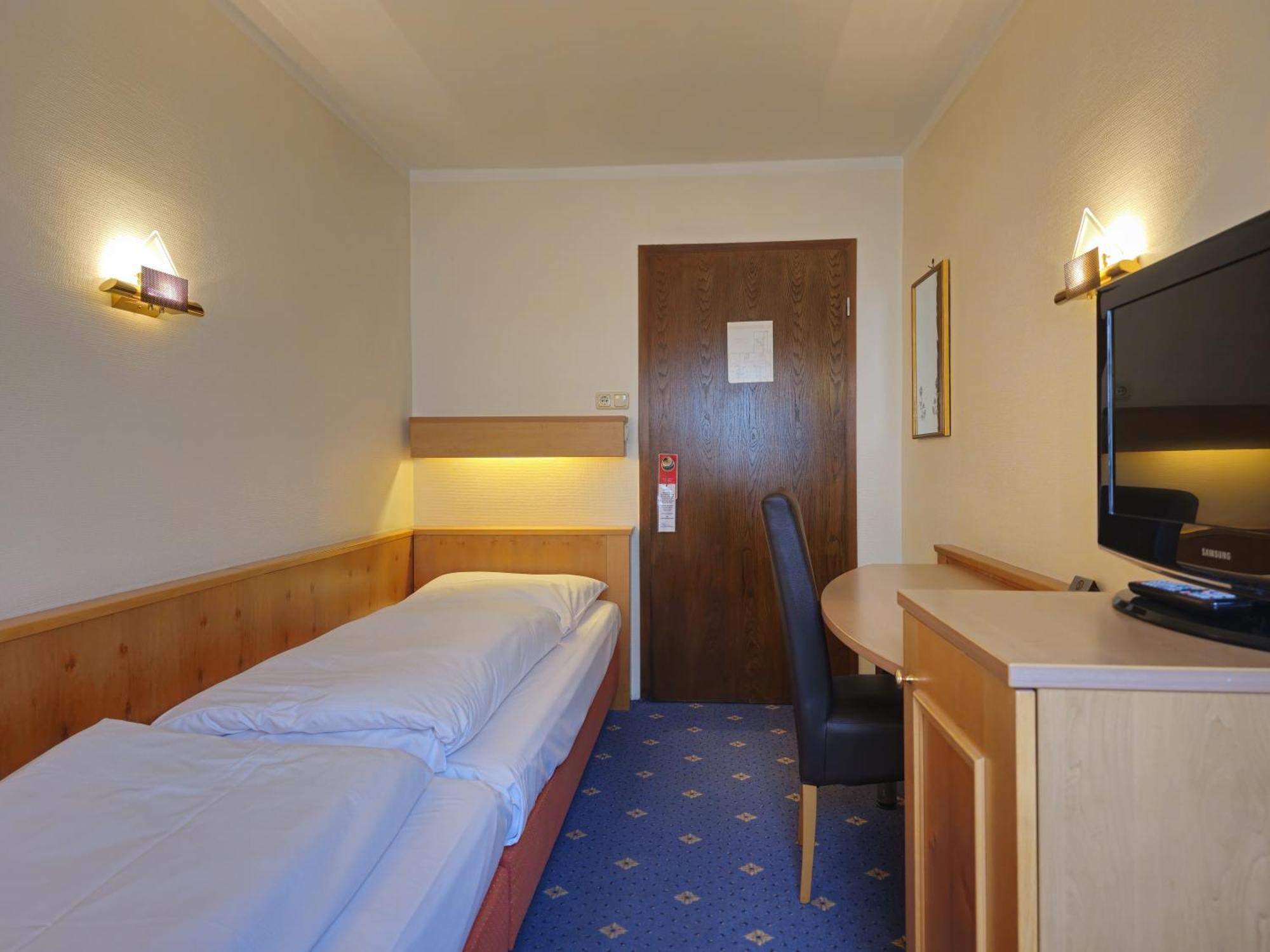 Arrivel Am Bergson - Bisher Hotel Neuner München Eksteriør billede
