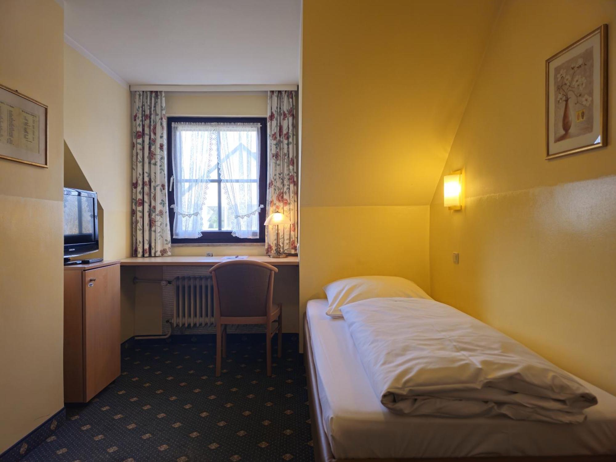 Arrivel Am Bergson - Bisher Hotel Neuner München Eksteriør billede