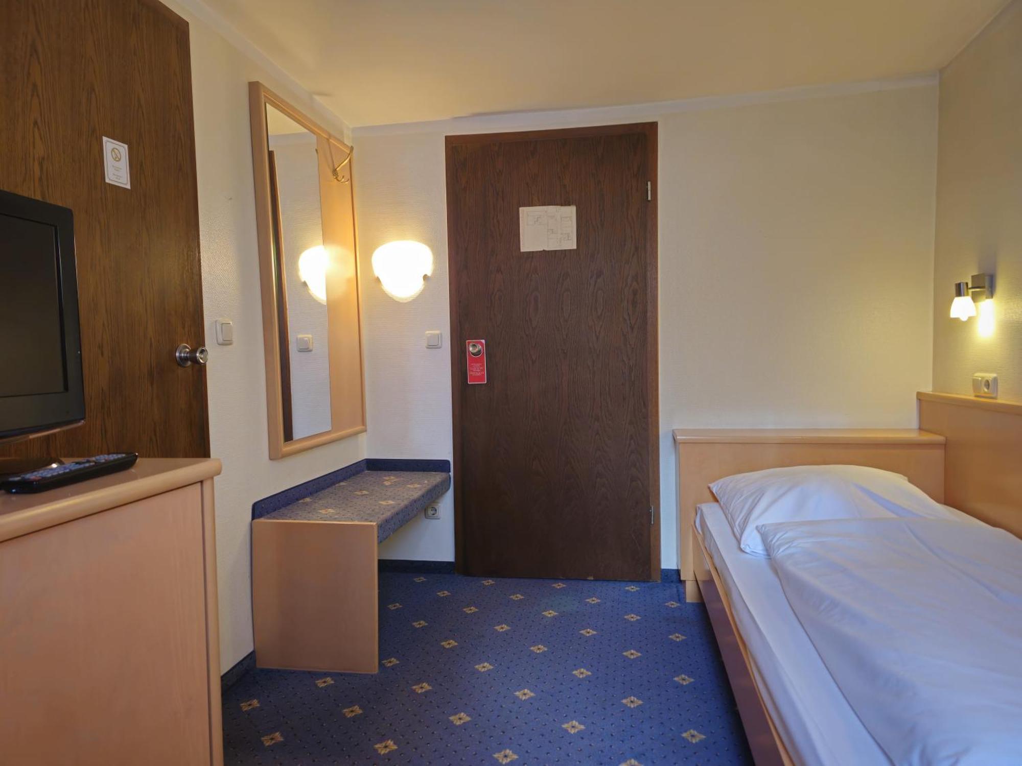 Arrivel Am Bergson - Bisher Hotel Neuner München Eksteriør billede